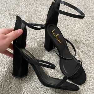 Lulus black chunky heel